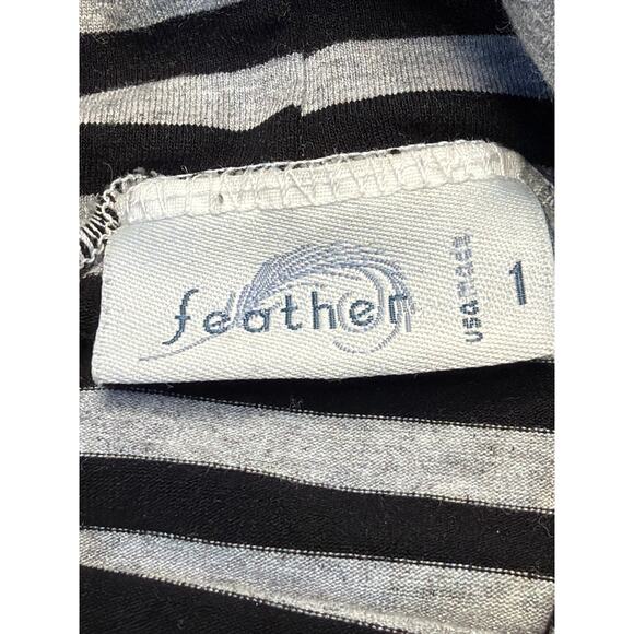 Feather by CM Clothing Turtleneck Long Sleeve Shirt Black/Gray Striped Women’s - Picture 3 of 5